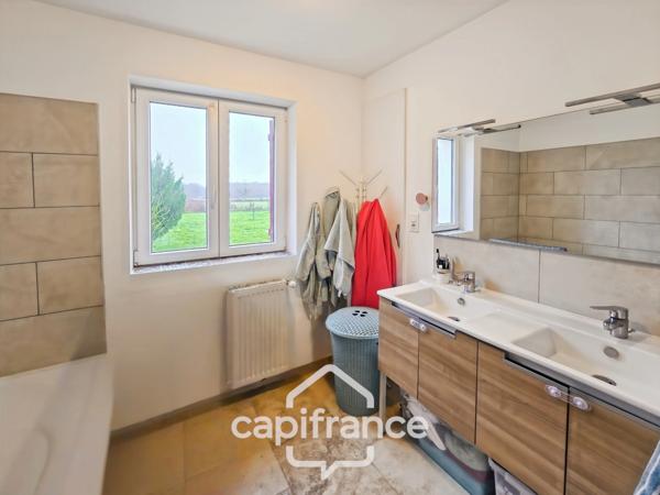 Dpt nièvre (58), DORNES, Maison à vendre 6 pièces, 152m², terrain 4700m², dépendances