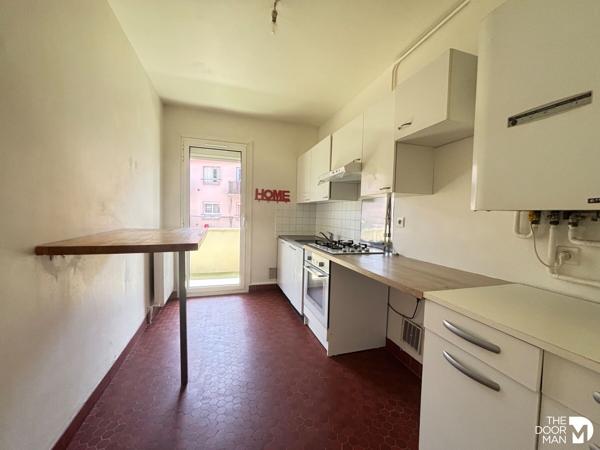 Appartement - À louer - 50 m² - MAUREPAS | The Door Man
