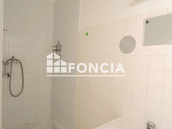 Location Studio 20.29 m² - 4 PLACE BELLECROIX Nimes 30000