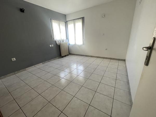 Poitiers (86000) IMMEUBLE 225 m2 A DIVISER EN 3 LOGEMENTS AVEC PARKINGS PROCHE GARE ET CENTRE-VILLE !