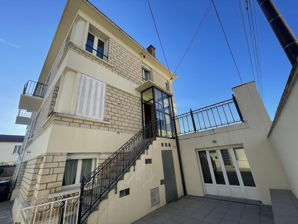 Poitiers (86000) IMMEUBLE 225 m2 A DIVISER EN 3 LOGEMENTS AVEC PARKINGS PROCHE GARE ET CENTRE-VILLE !