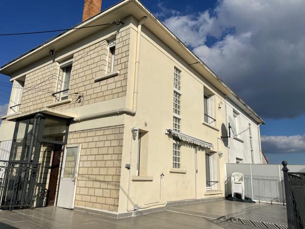 Poitiers (86000) IMMEUBLE 225 m2 A DIVISER EN 3 LOGEMENTS AVEC PARKINGS PROCHE GARE ET CENTRE-VILLE !