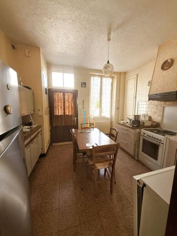 Bourges (18000) EXCLUSIVITÉ – MAISON CENTRE-VILLE, SECTEUR BARBÈS