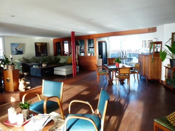 Maison  7 pièce(s)  5 chambre(s)  250 m²