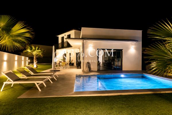 Villa 6 pièce(s) 4 chambre(s) 153 m²