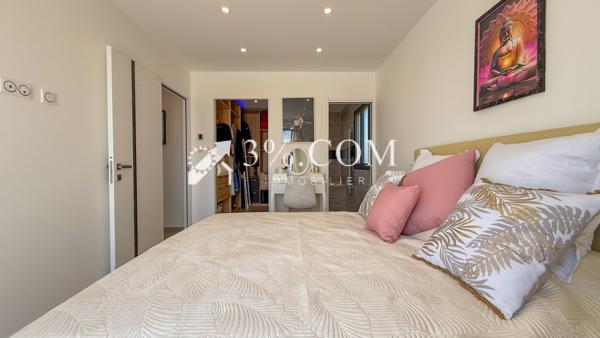Villa 6 pièce(s) 4 chambre(s) 153 m²