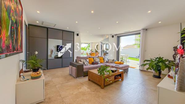 Villa 6 pièce(s) 4 chambre(s) 153 m²