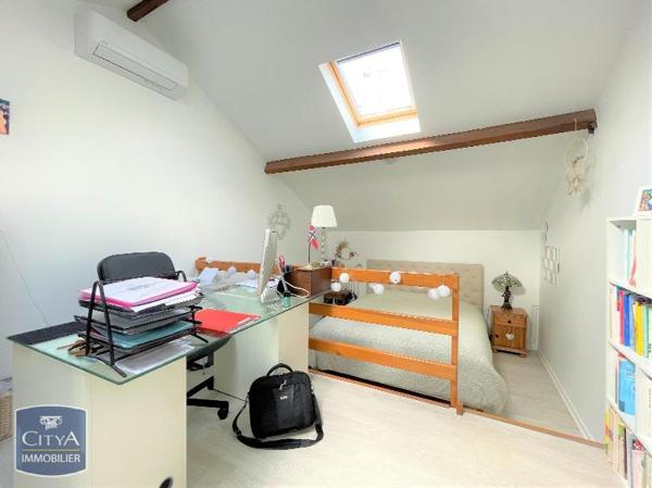 Maison à louer 6 pièces 127.87m²