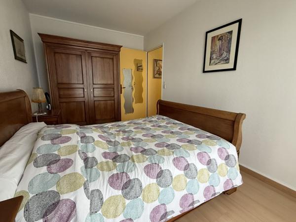 Appartement à LA CHAPELLE SAINT MESMIN (45380)