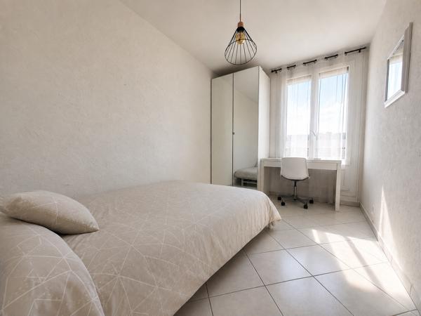 LUMINEUX APPARTEMENT 4 PIECES AVEC TERRASSE VUE PANORAMIQUE LA SIGNORE