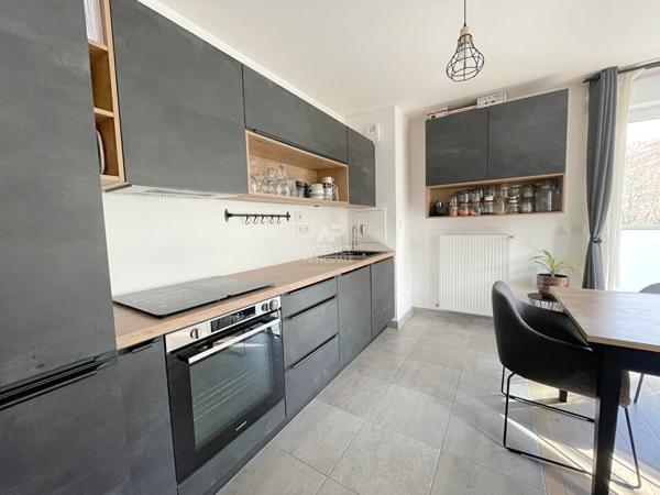 CHAVILLE - Beau 3 pièces de 2021. 399 000 € **  - Référence  715-C