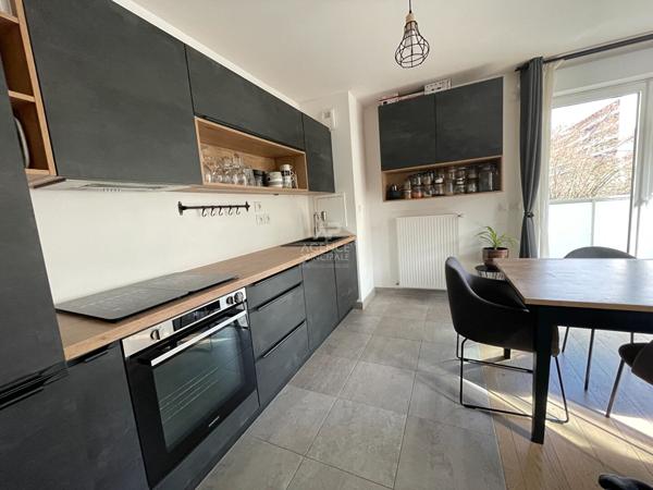 CHAVILLE - Beau 3 pièces de 2021. 399 000 € **  - Référence  715-C