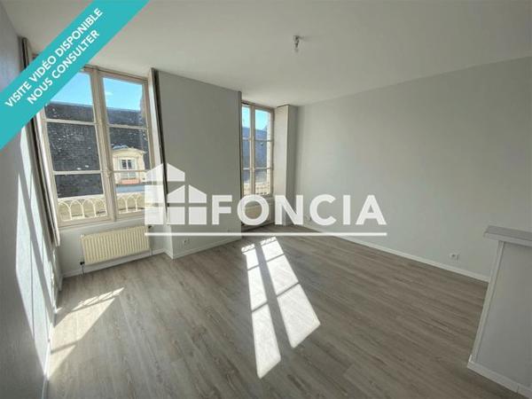 Location Appartement 2 pièces 41.5 m² - 173 RUE BOURBON Chatellerault 86100