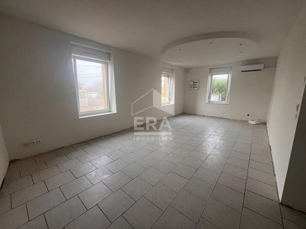 Appartement 3 pièces - 72m² - Sainte Marie Aux Chênes