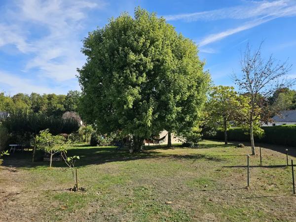 Maison proche bourg 4 chambres au calme