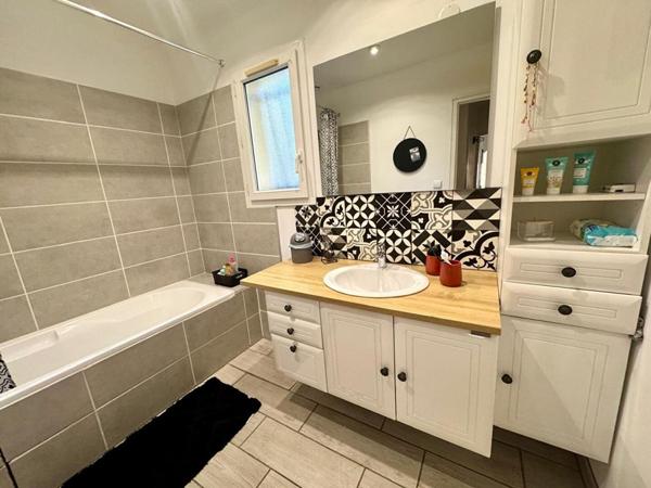 Villa plain pied 135m² sur 2178m² de terrain