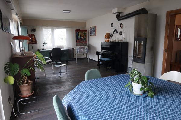 Maison 6 pièces agrémentée d'un terrain de 751m²