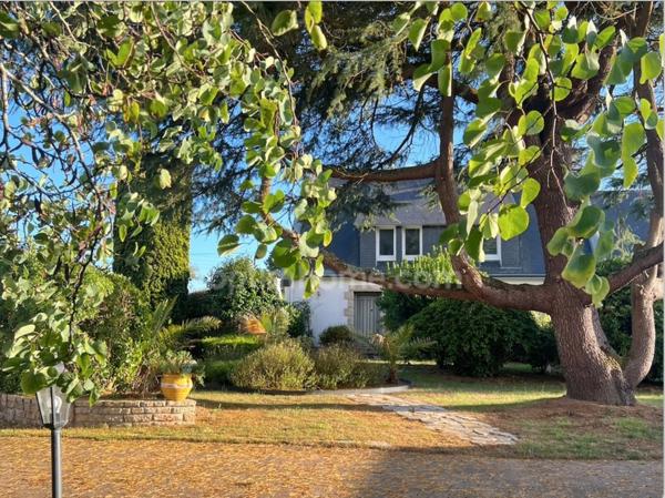 Trégunc : Proche mer, maison familiale 5 chambres avec grand terrain paysager – Sud Finistère -