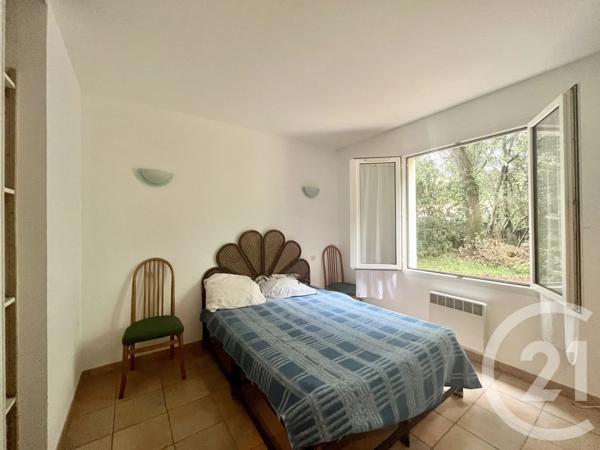 Maison à vendre  4 pièces - 78,35 m 2   ST PIERRE D OLERON  - 17