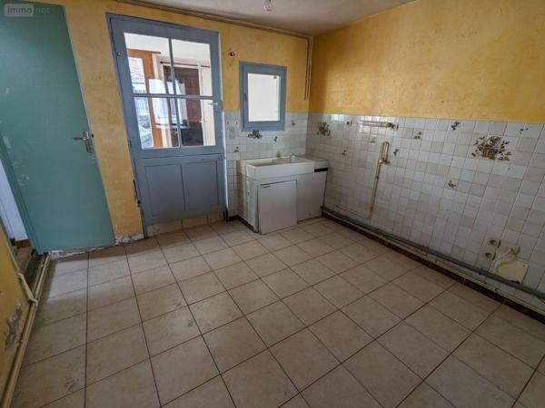 Maison à restaurer à vendre à Nogent-le-Rotrou dans l'Eure-et-Loir (28400), ref : 17 MC   
PATY