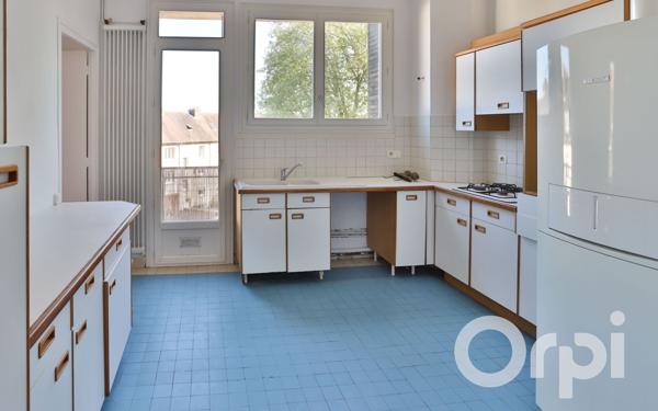 Appartement à vendre    5 pièces • 136,58 m2 Gisors