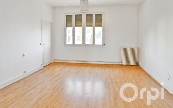 Appartement à vendre    5 pièces • 136,58 m2 Gisors