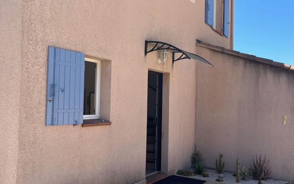 Maison à vendre    4 pièces •  Saint-Cyr-sur-Mer