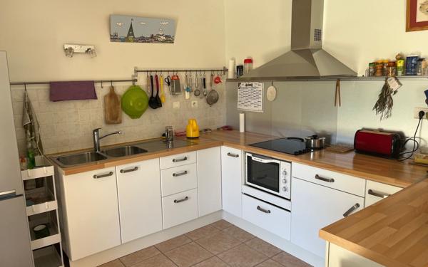 Maison à vendre    4 pièces •  Saint-Cyr-sur-Mer