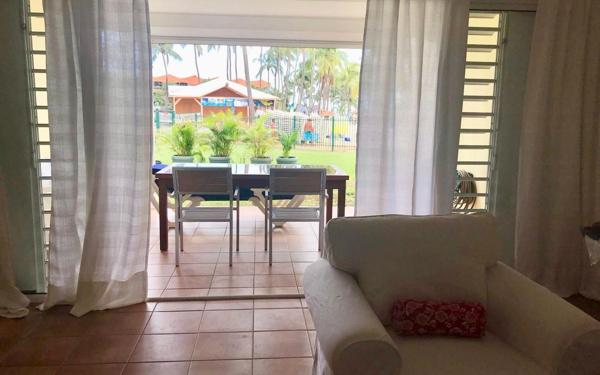 Appartement à louer    3 pièces • 74 m2 Le Gosier