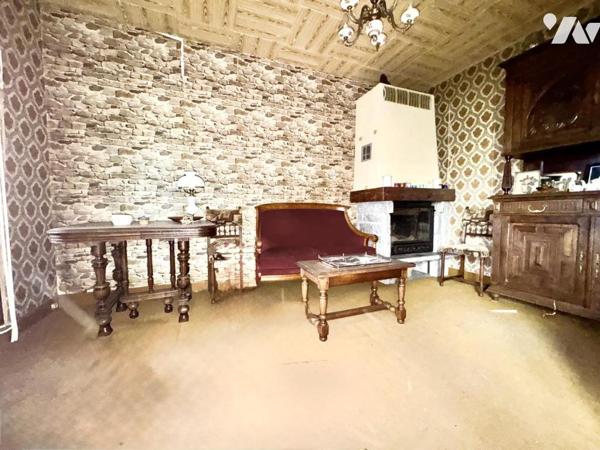 MAISON EN PIERRE DE CARACTÈRE – SAINT-CHÉLY-D'APCHER