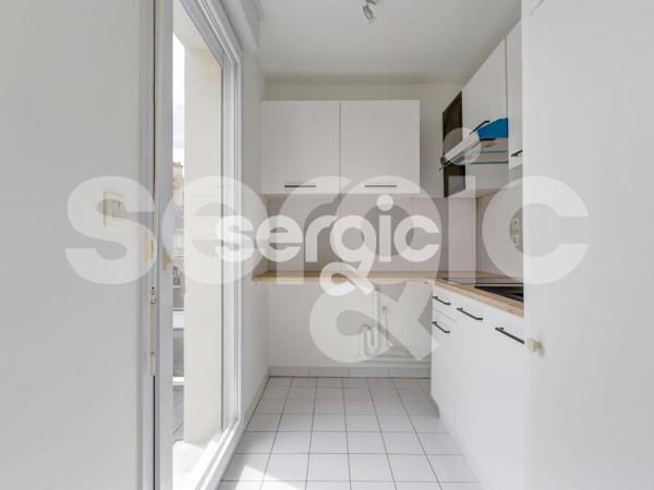 Location 1 Pieces 33 51100 Reims 26 0157 01 0037
