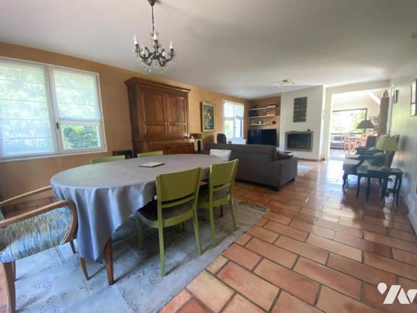 TINQUEUX Maison familiale 4 chambres grand terrain arboré sans vis-à-vis