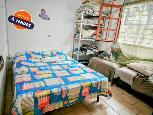 Lot de 2 maisons mitoyennes avec piscine et jardin – Quartier Lac Bleu, Saint-Laurent-du-Maroni