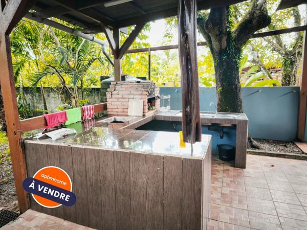 Lot de 2 maisons mitoyennes avec piscine et jardin – Quartier Lac Bleu, Saint-Laurent-du-Maroni