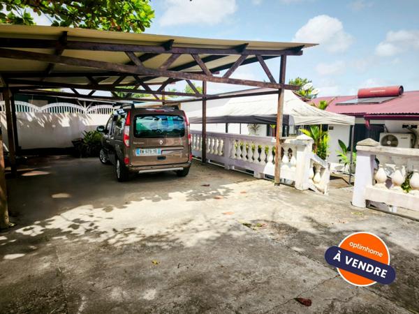 Lot de 2 maisons mitoyennes avec piscine et jardin – Quartier Lac Bleu, Saint-Laurent-du-Maroni