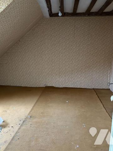 Nous vous proposons à la vente dans le centre ville de Mamers (72600), Cette jolie maison d'une...