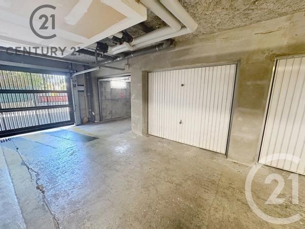 Appartement Duplex à vendre  4 pièces - 82 m 2   AVIGNON  - 84