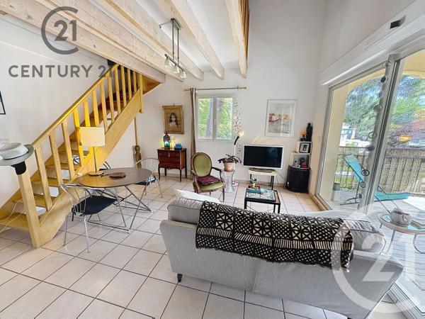 Appartement Duplex à vendre  4 pièces - 82 m 2   AVIGNON  - 84