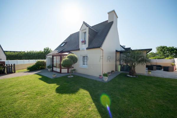 A VENDRE - GUILERS - MAISON DE 150 M² - 4 CHAMBRES - TERRAIN DE 545 M² - DEPENDANCES - 354000€