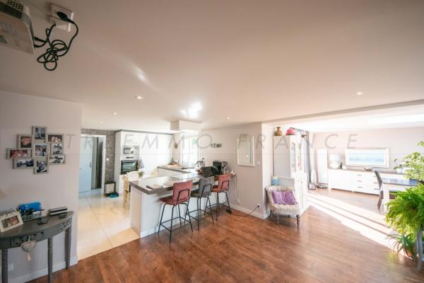 A VENDRE - GUILERS - MAISON DE 150 M² - 4 CHAMBRES - TERRAIN DE 545 M² - DEPENDANCES - 354000€