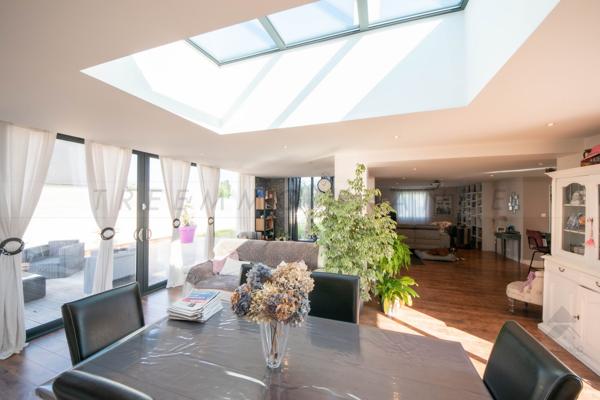 A VENDRE - GUILERS - MAISON DE 150 M² - 4 CHAMBRES - TERRAIN DE 545 M² - DEPENDANCES - 354000€