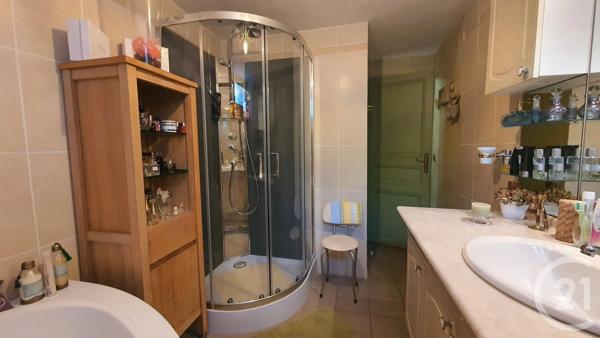 Maison à vendre  6 pièces - 144 m 2   LES ISSAMBRES  - 83
