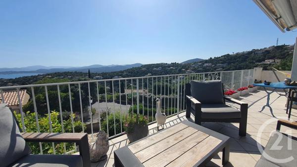 Maison à vendre  6 pièces - 144 m 2   LES ISSAMBRES  - 83