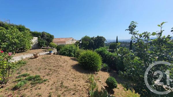 Maison à vendre  6 pièces - 144 m 2   LES ISSAMBRES  - 83