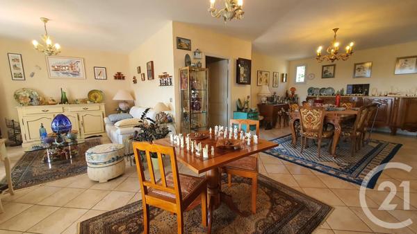 Maison à vendre  6 pièces - 144 m 2   LES ISSAMBRES  - 83