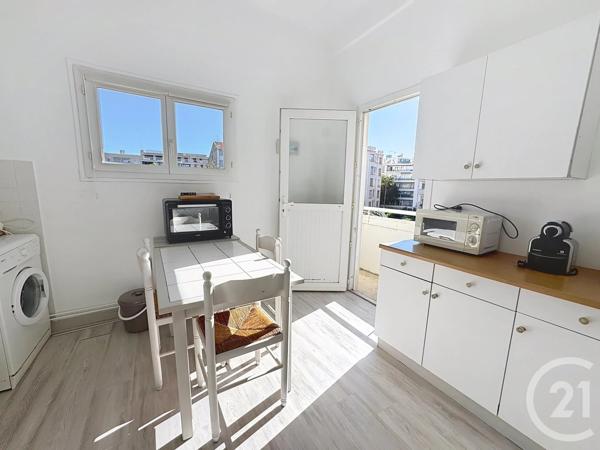 Appartement F2 à vendre  2 pièces - 48 m 2   JUAN LES PINS  - 06