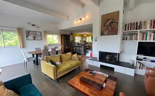 Maison à vendre    4 pièces •  Sommières