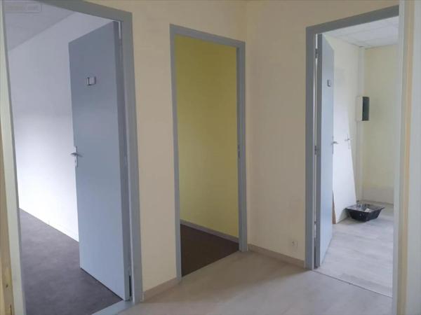 Location - Immeuble Mardeuil 51530 2 pièces 93 m 2 885 m 2