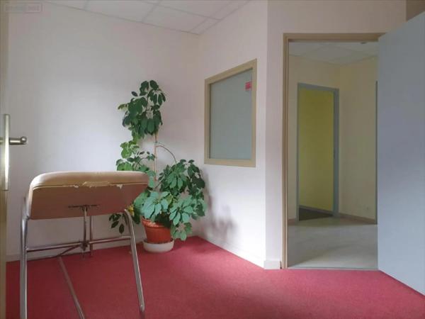 Location - Immeuble Mardeuil 51530 2 pièces 93 m 2 885 m 2