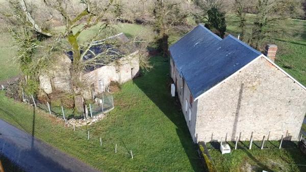 Maison à vendre 154 m² grange dépendances terrain 3400 m² 6 BONNAT (23)